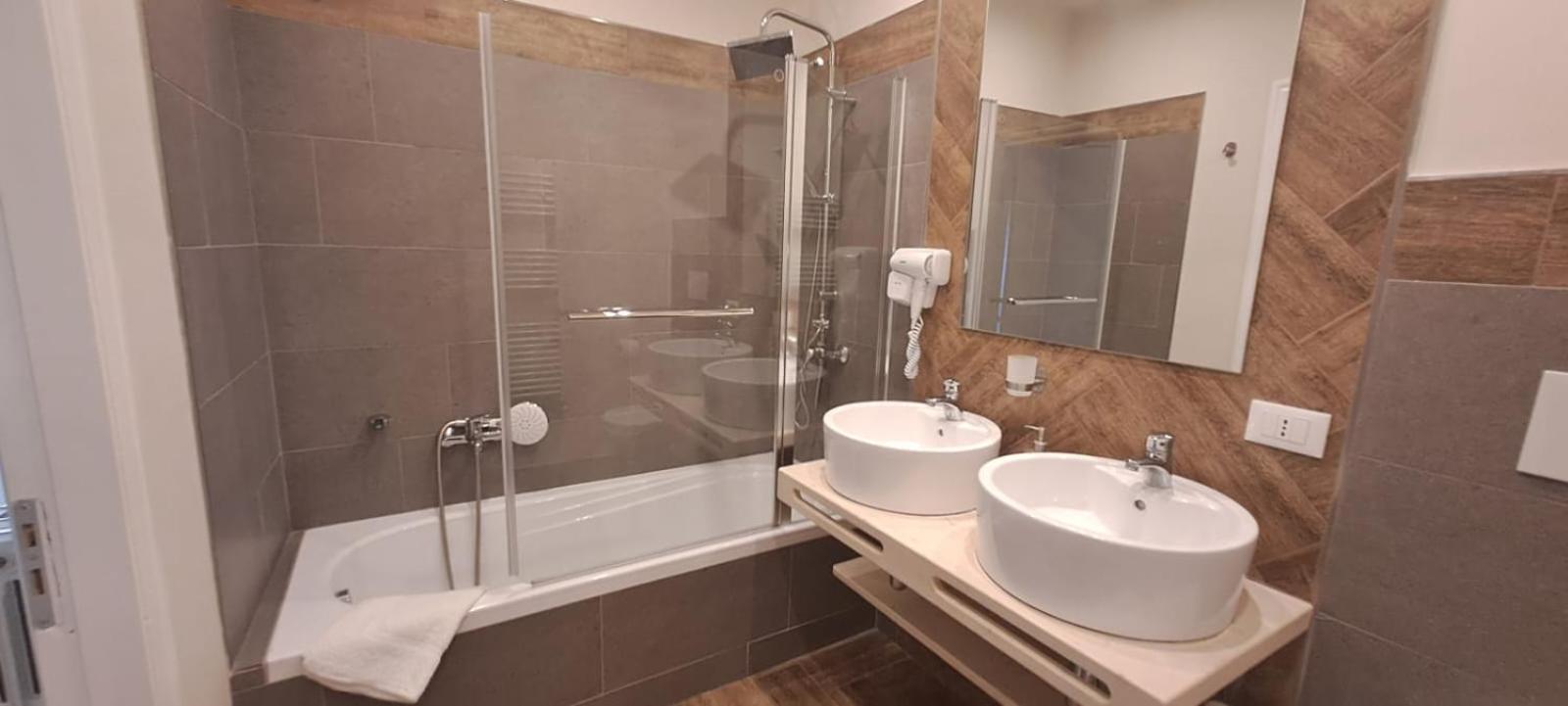 Bed and Breakfast Chez Tata' - Sce Tata Rossano Stazione Zewnętrze zdjęcie
