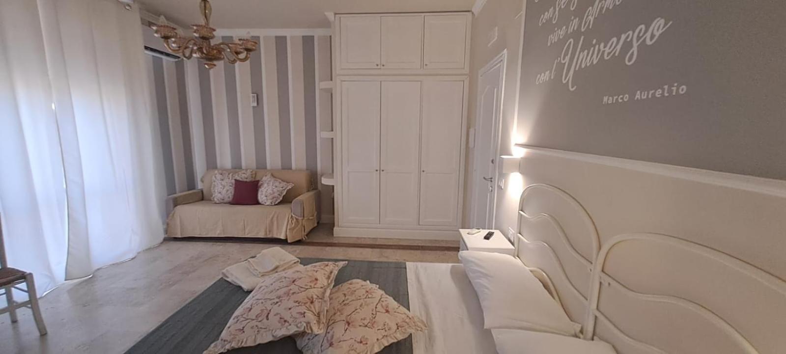 Bed and Breakfast Chez Tata' - Sce Tata Rossano Stazione Zewnętrze zdjęcie